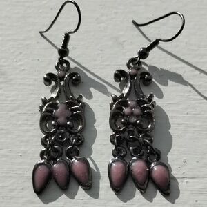 Chic Silver and Pink Filigree Earrings